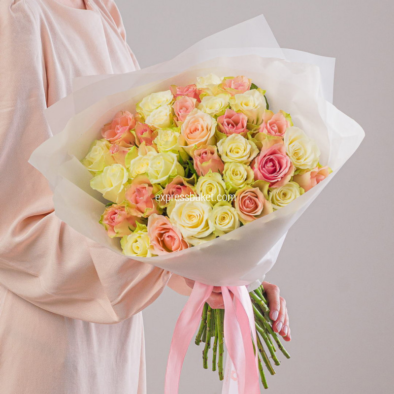 Классический букет 35 роз