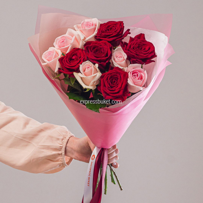 Микс роз красные+розовые