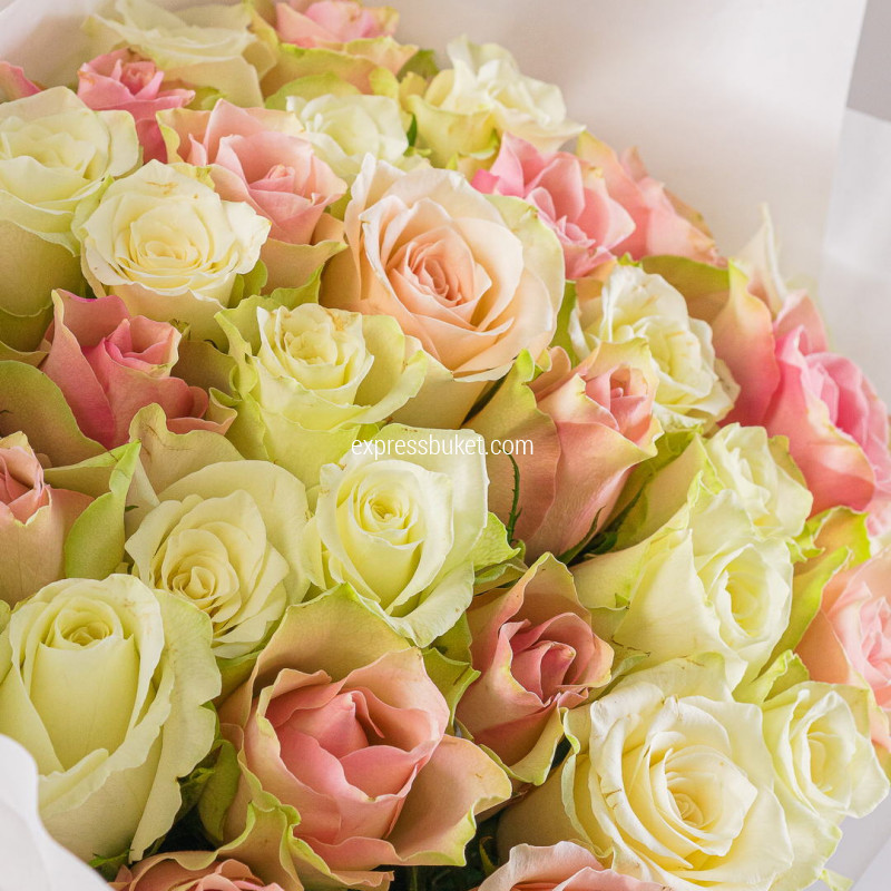 Классический букет 35 роз